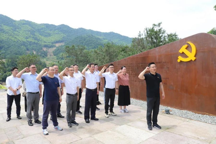 16248804703224351Q76.jpg 24.jpg